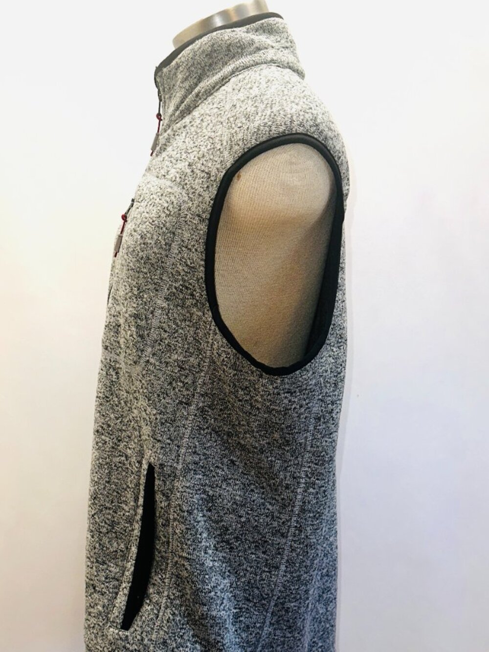 ORVIS Vest Womens Large Gray Full Zip Collared 3-Pockets Outdoor NEW - Picture 9 of 12